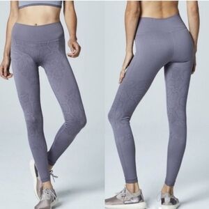 Varley Grey High Rise Seamless Quincy Leggings in Snakeprint